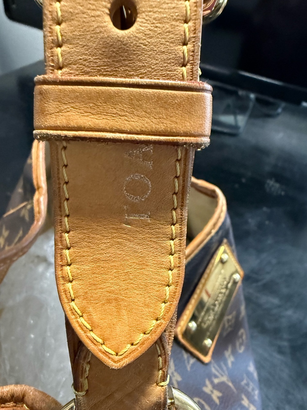 Louis Vuitton Galliera PM Bag w COA - Picture 5 of 13